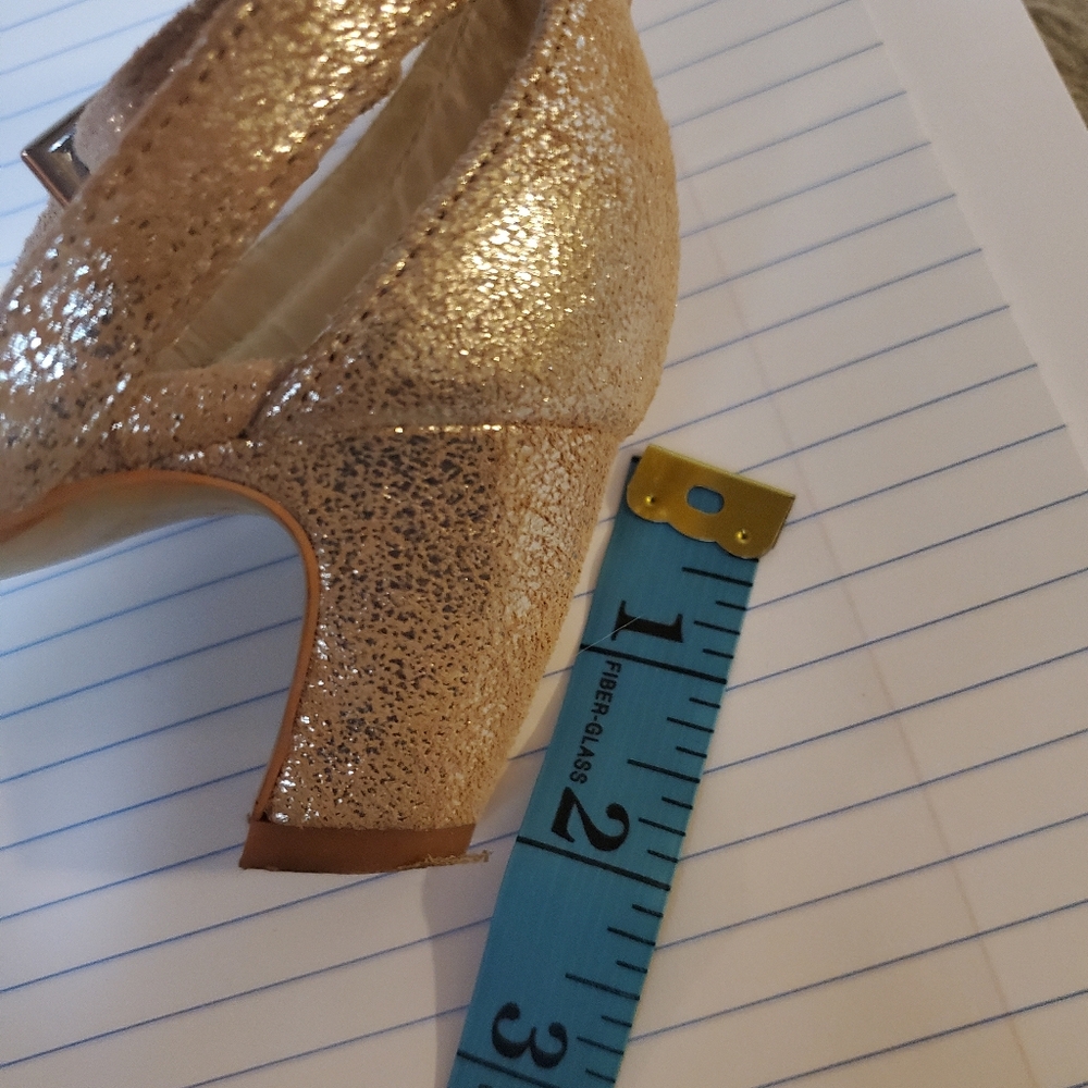 Farylrobin Metallic Sandals - Picture 6 of 6